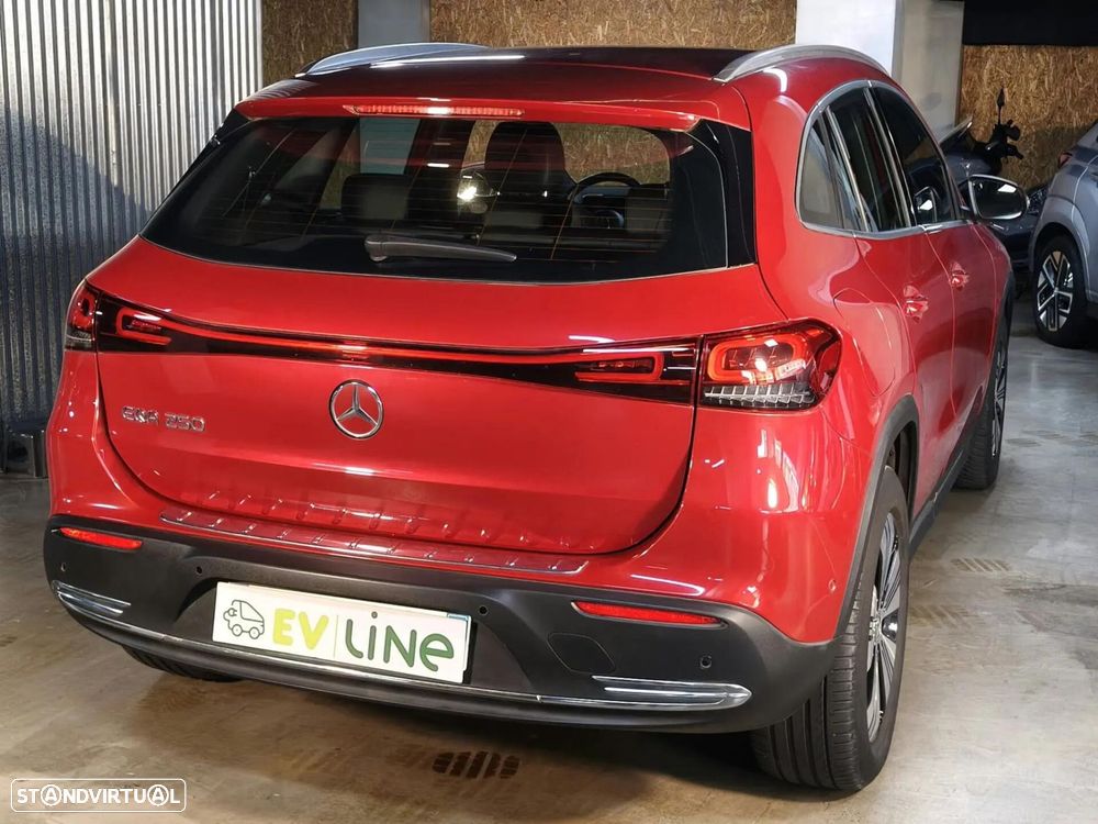 Mercedes-Benz EQA 250 Progressive — fotografia 10