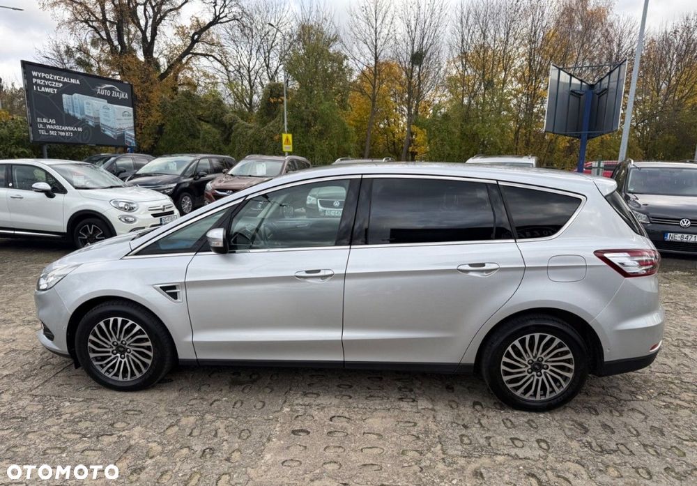 Ford S-Max - 8