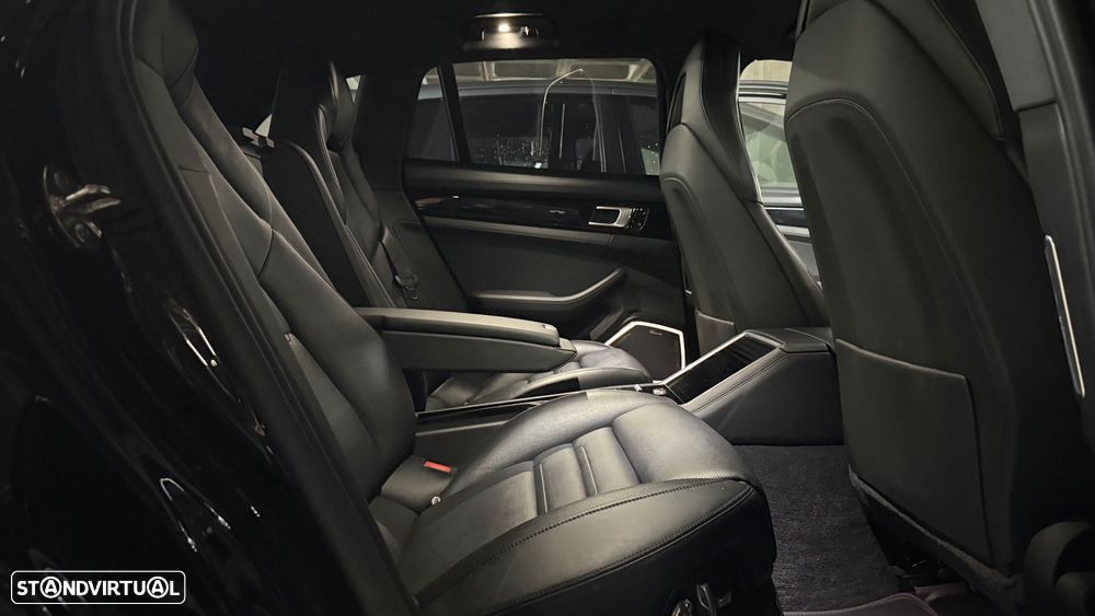 Porsche Panamera Sport Turismo 4S - 19