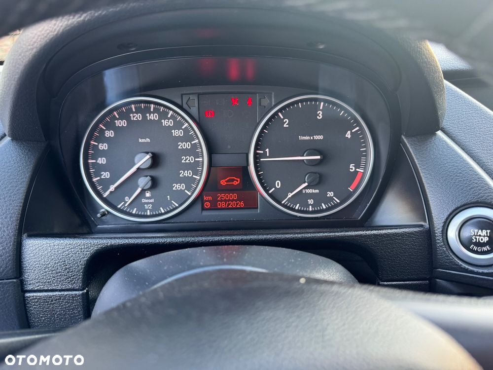 BMW X1 sDrive20d - 25