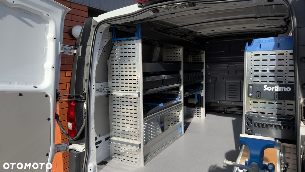 Mercedes-Benz VITO - 24