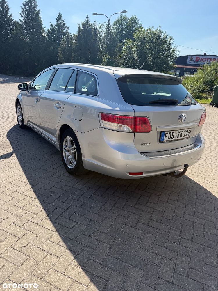 Toyota Avensis 2.0 D-4D Edition - 5