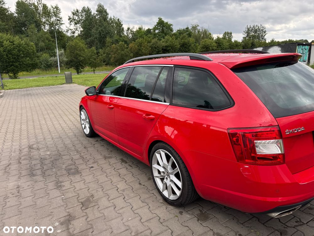 Skoda Octavia 2.0 TDI RS - 10