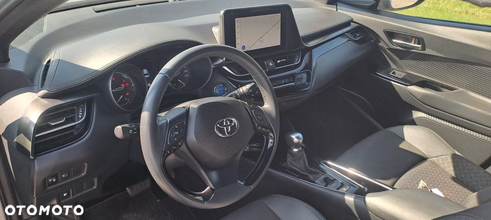 Toyota C-HR Business-Edition - 20