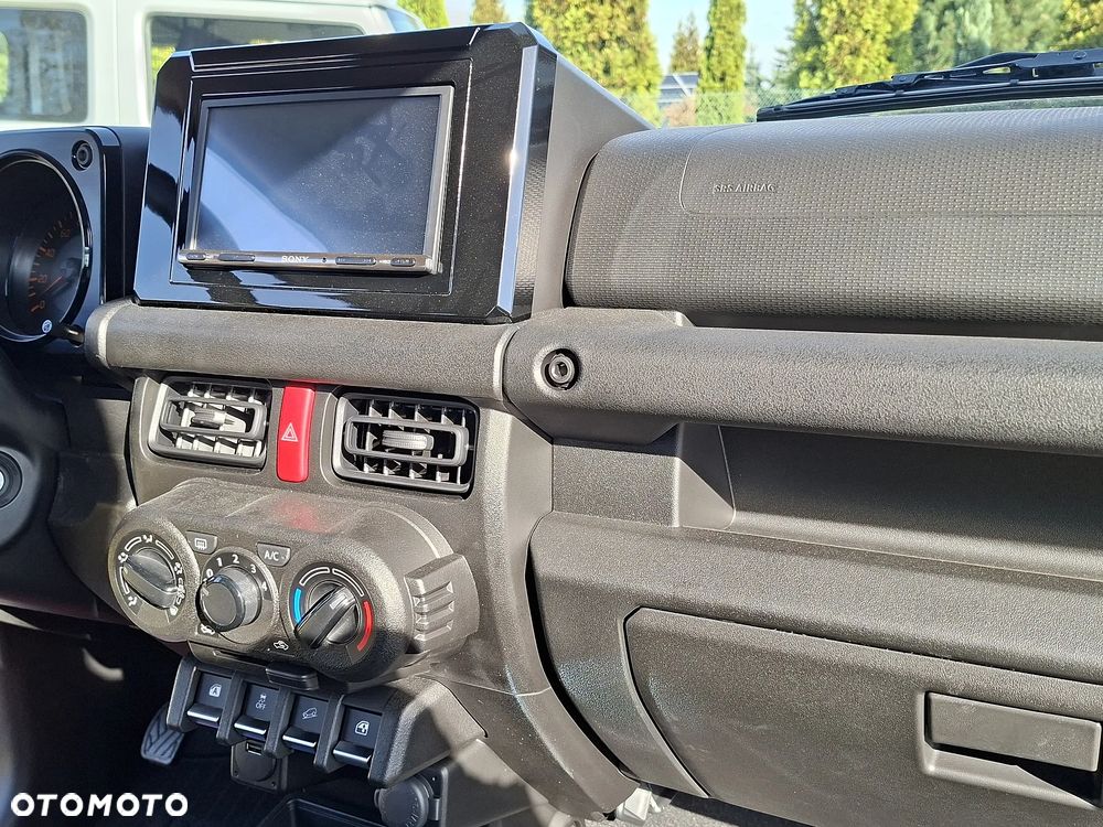 Suzuki Jimny 1.5 Pro - 10