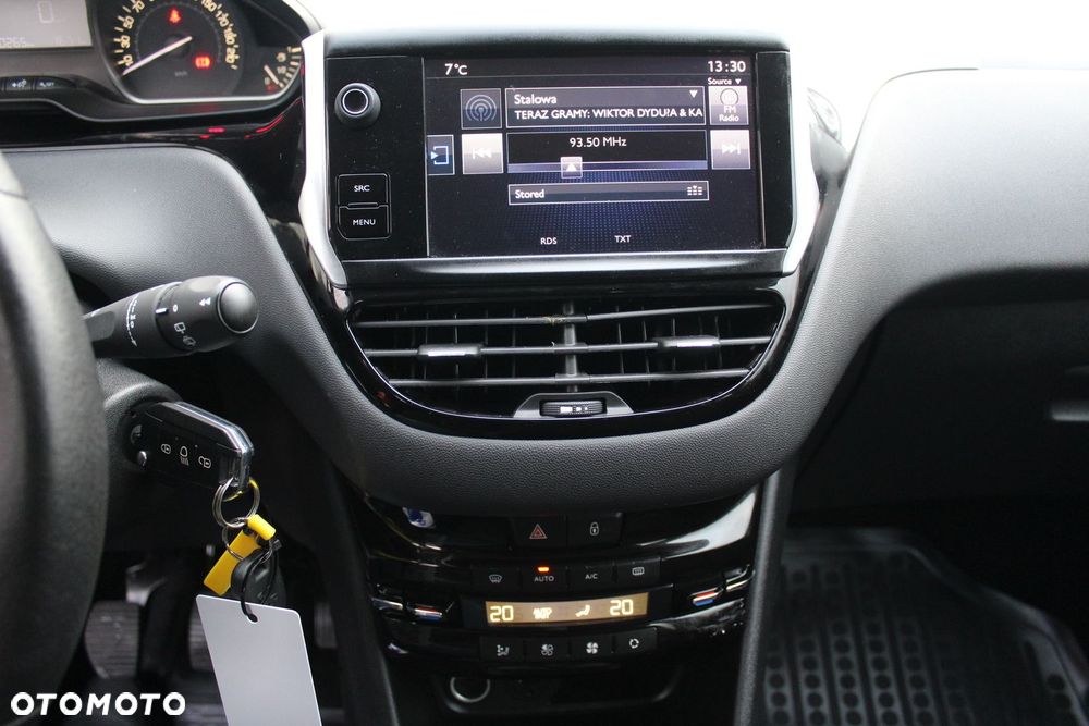 Peugeot 208 1.2 VTi Style - 11