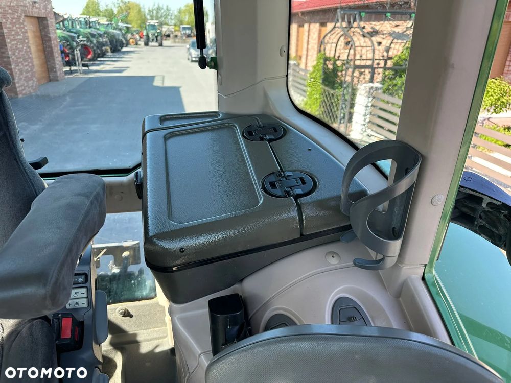 Fendt 828 vario PROFI PLUS  826 724 - 27