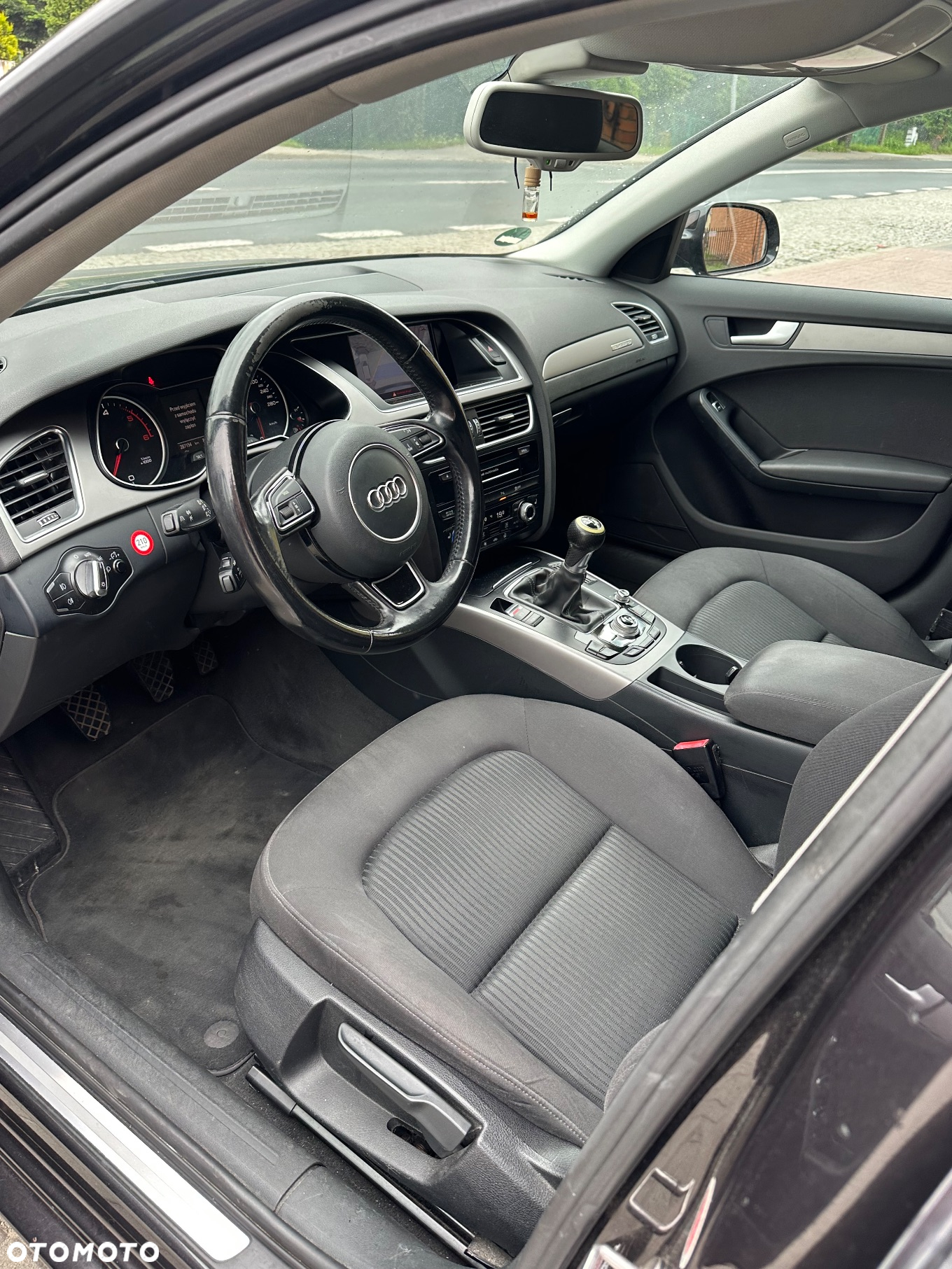 Audi A4 2.0 TDI Quattro - 8