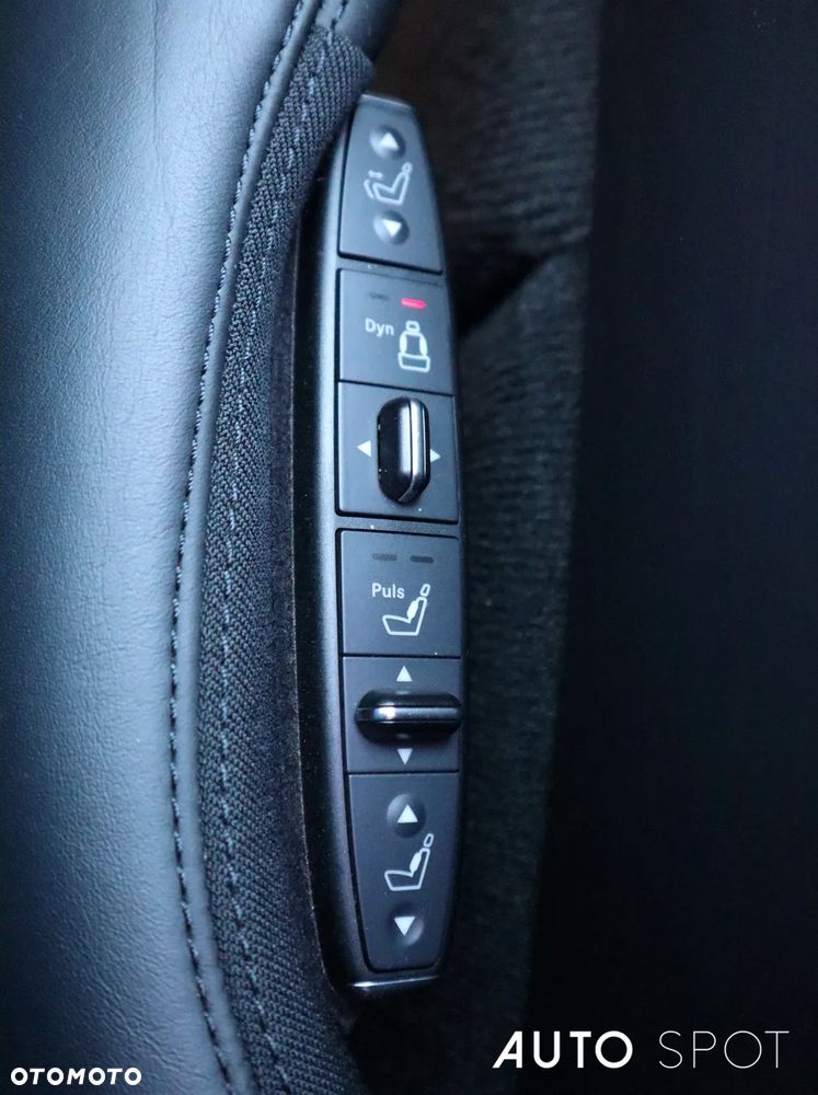 Mercedes-Benz CLS 63 AMG - 22