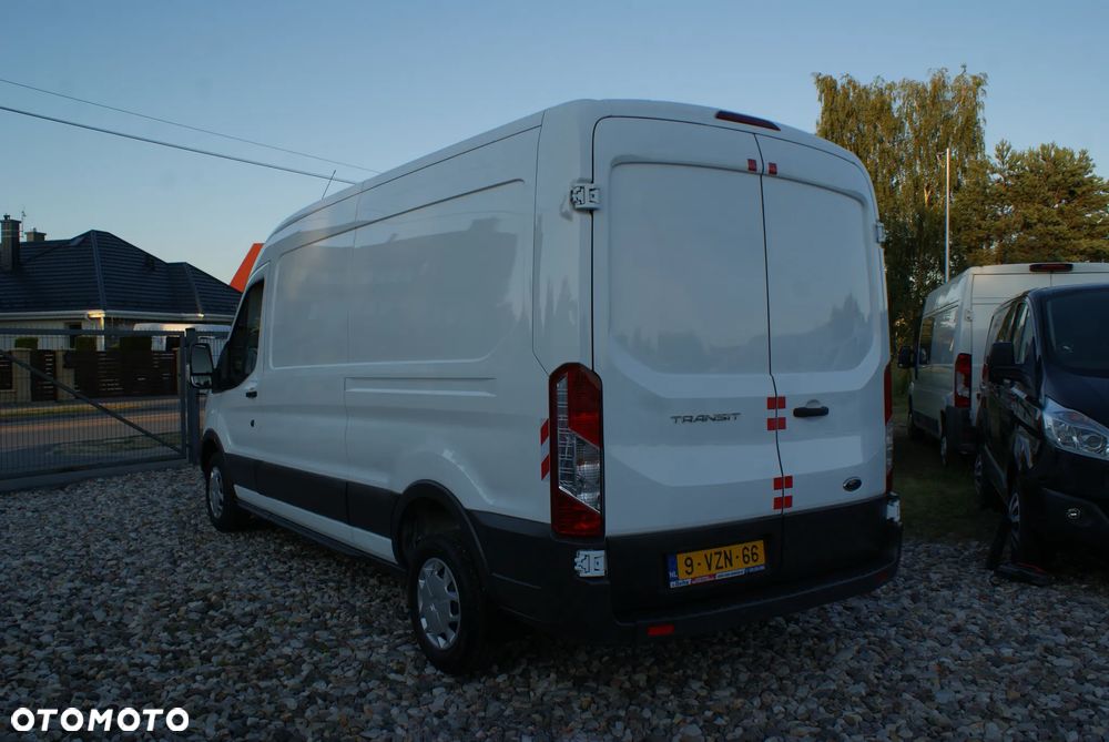 Ford Transit - 21