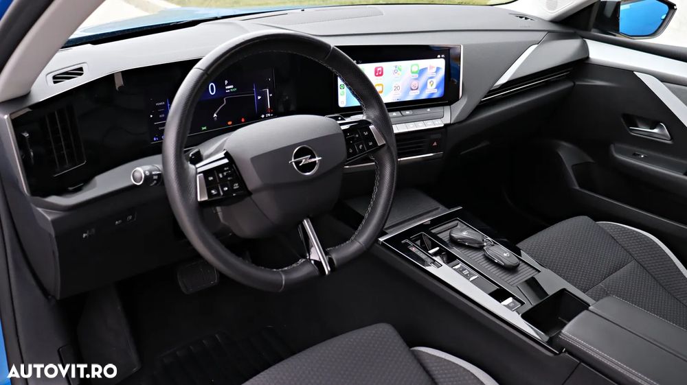 Opel Astra 1.6L Turbo PHEV AT8 Business Edition - 17