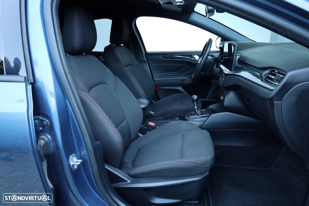 Ford Focus 1.0 EcoBoost MHEV ST-Line - 48