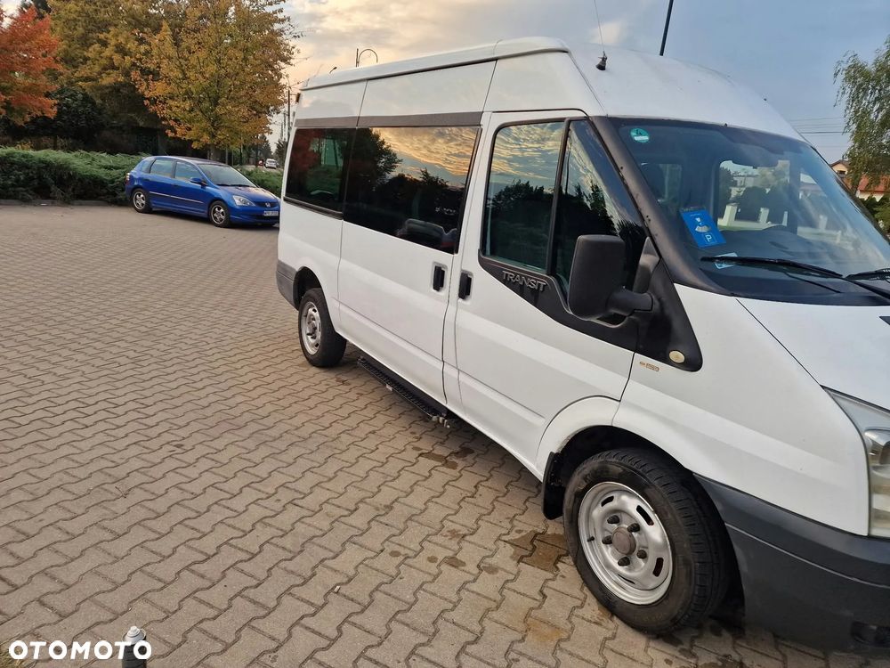 Ford Transit - 1