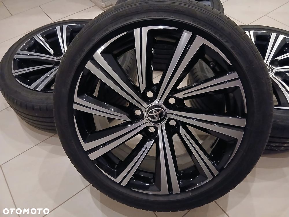 Koła letnie felgi 17 cali Toyota Corolla E21 stan jak nowe - 1