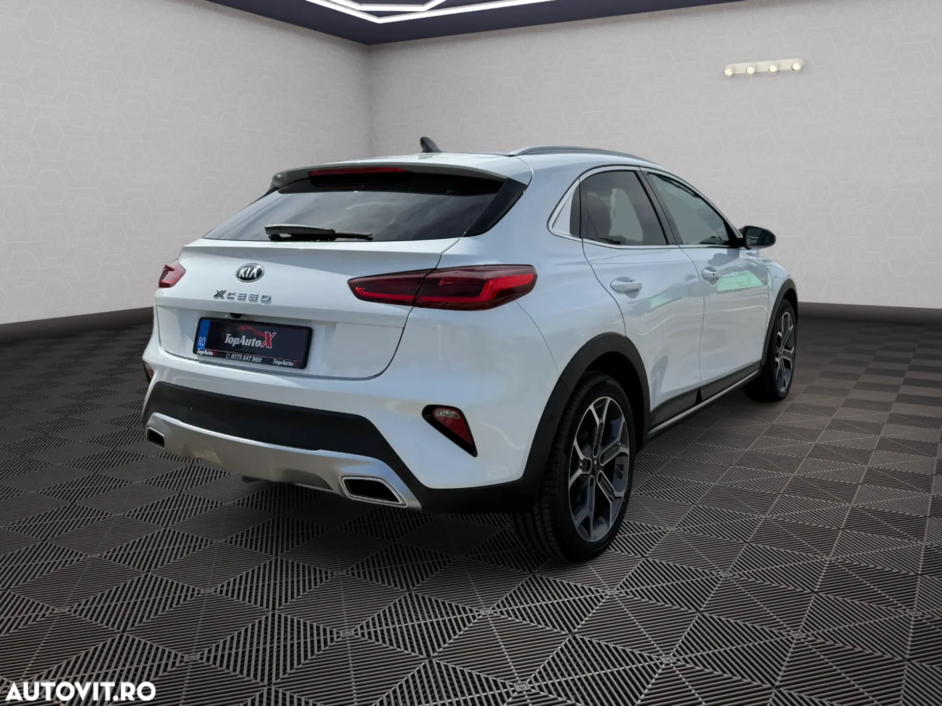 Kia XCeed 1.6 GDI DCT6 OPF Plug-in-Hybrid Platinum Edition - 4