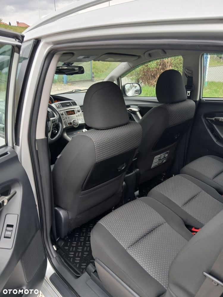Toyota Verso - 12