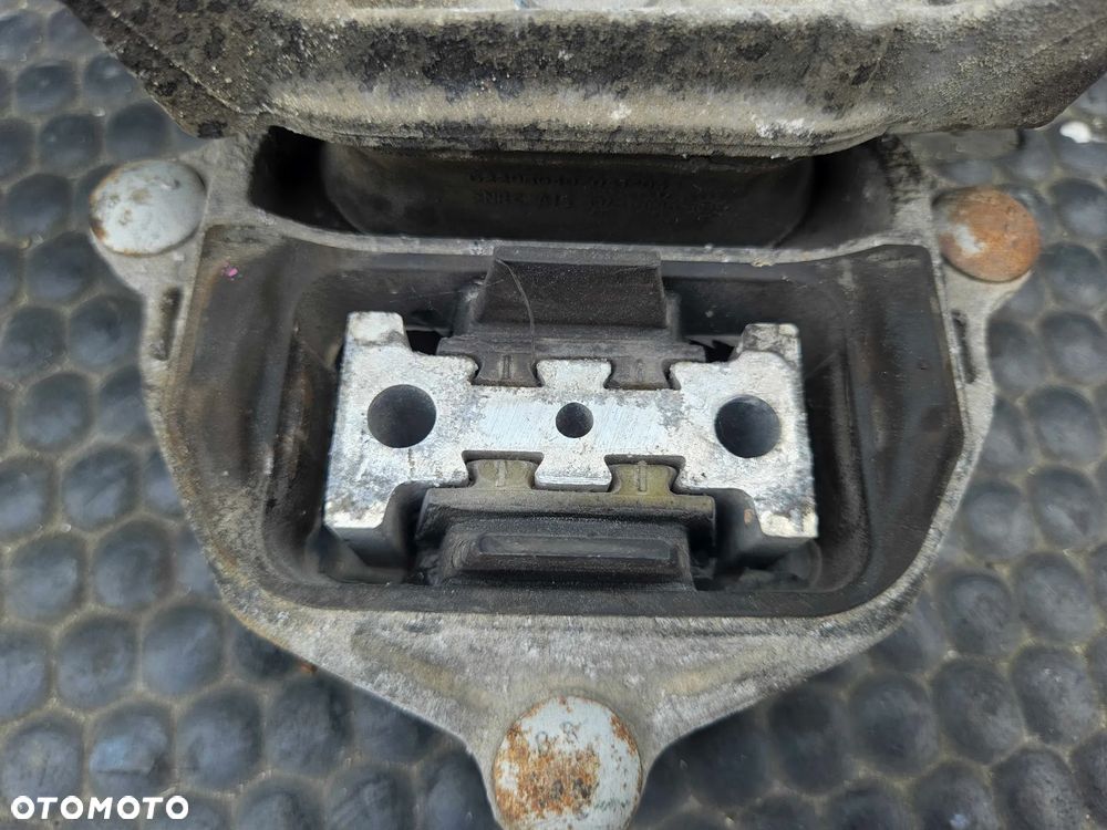 Łapa Podpora Skrzyni Biegów 8K0399151 8K0399115 T Mocowanie Poduszka Wspornik Audi A4 B8 A5 - 18
