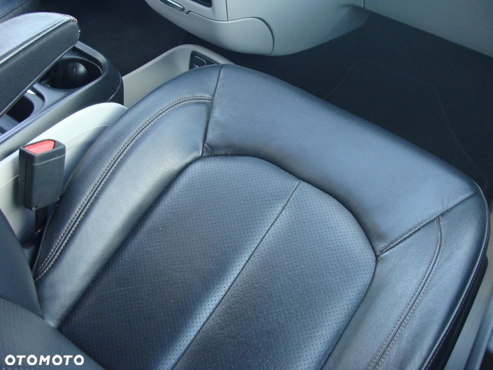 Chrysler Pacifica - 20
