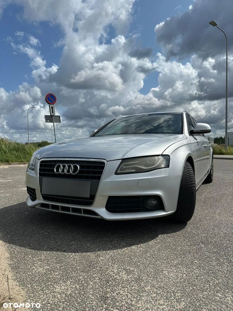 Audi A4 - 1