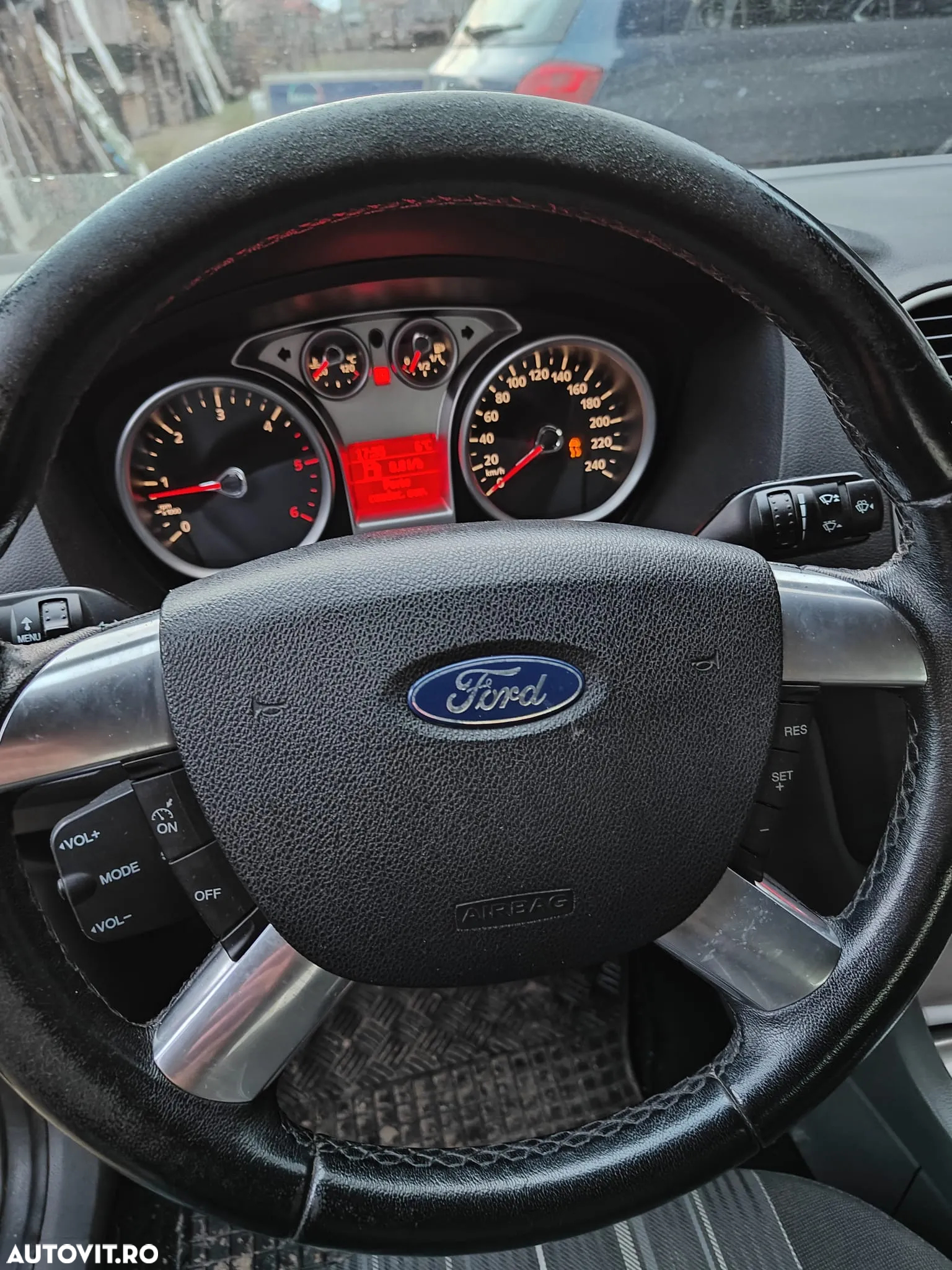 Ford Focus 1.8 TDCi Trend - 6