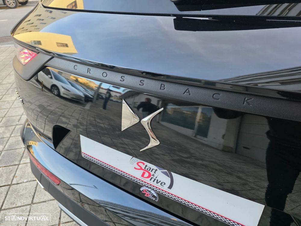 DS DS7 Crossback E-Tense Performance Line EAT8 - 10
