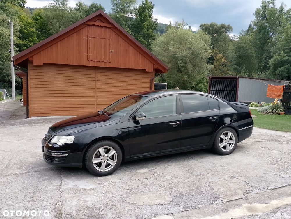Volkswagen Passat 2.0 TSI Automatik Individual - 1