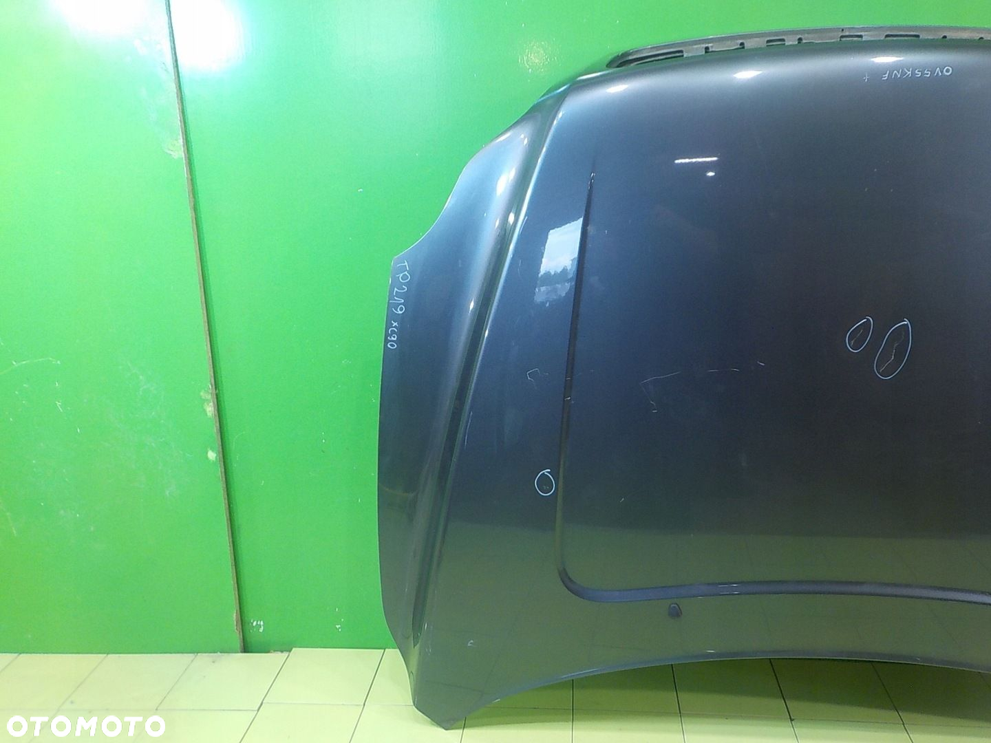 VOLVO XC90 I 2.4 D AUT 05r 5D maska - 6