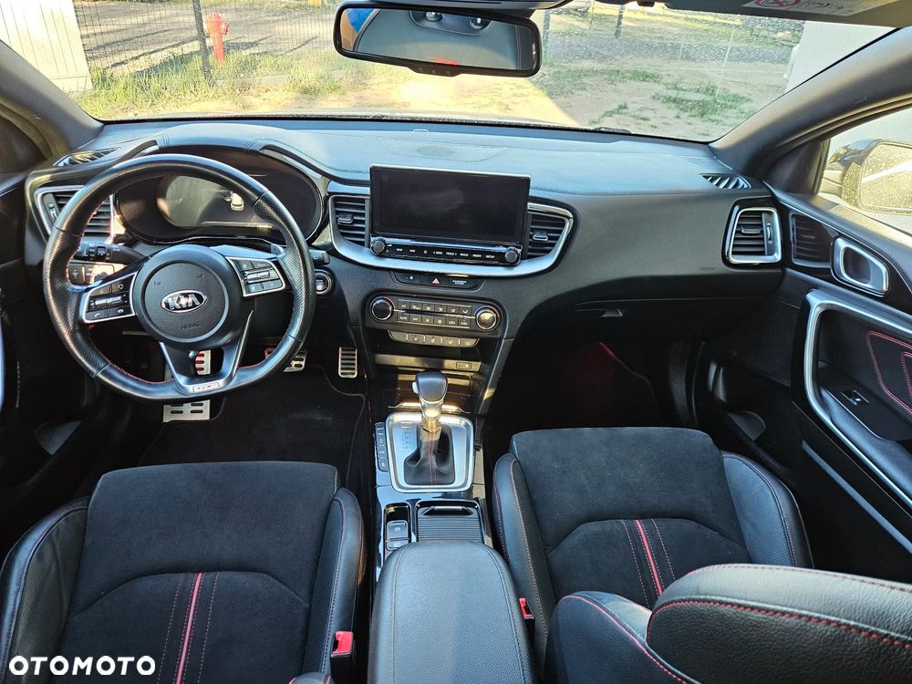 Kia ProCeed - 7