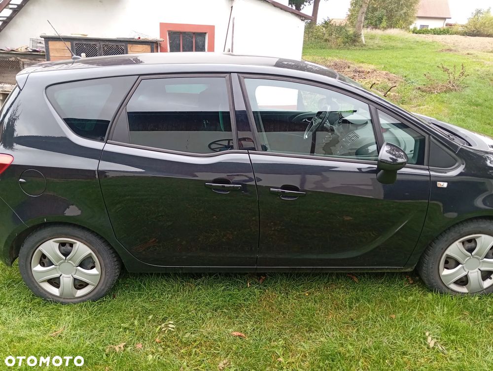 Opel Meriva - 2