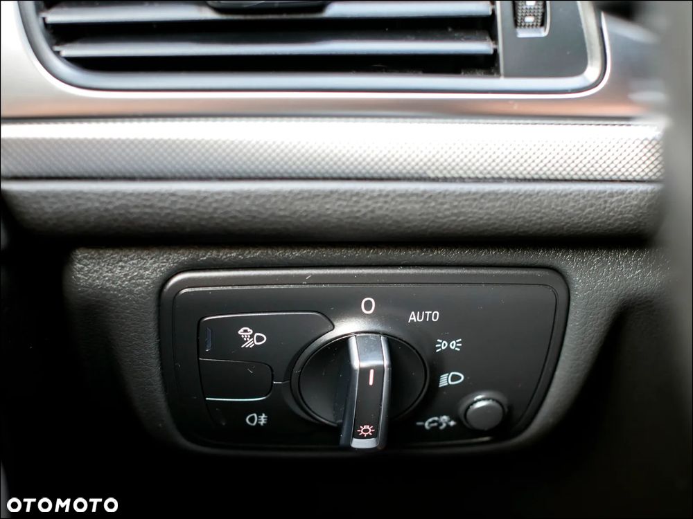 Audi A6 Allroad - 32