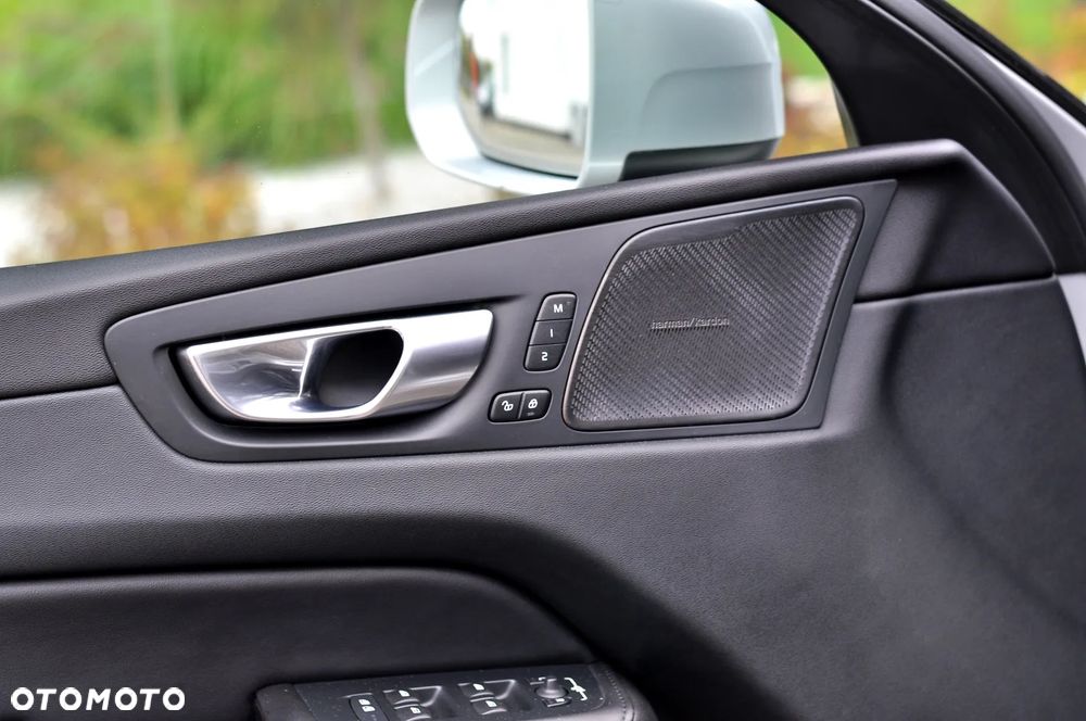 Volvo XC 60 B4 D Geartronic Inscription - 13