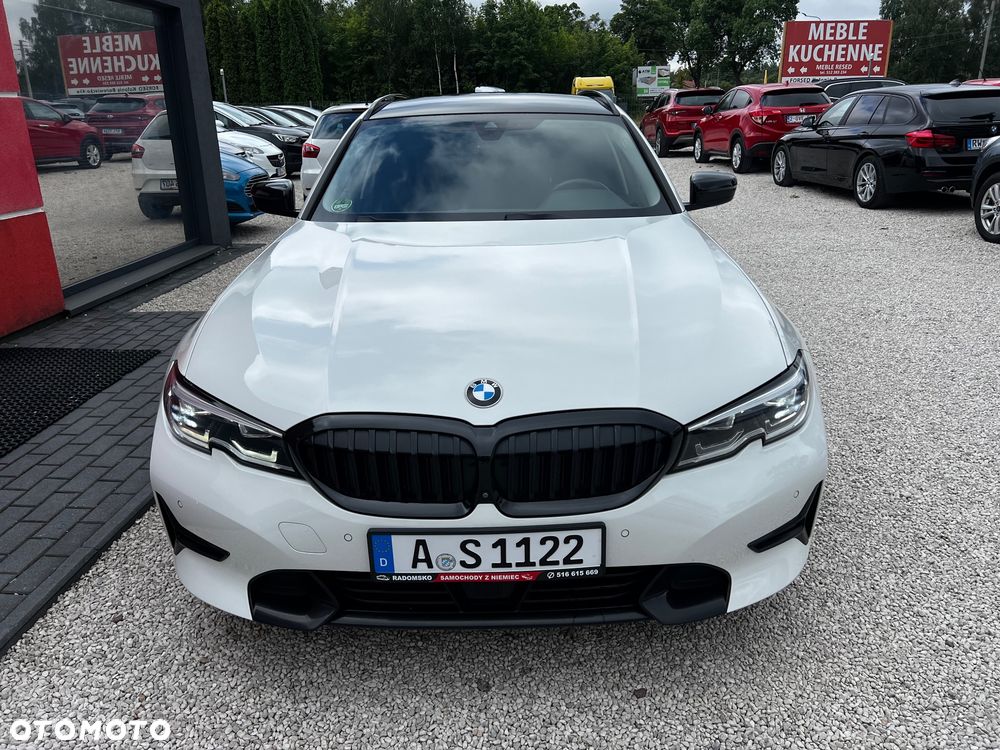BMW Seria 3 320d xDrive Edition M Sport Shadow - 33