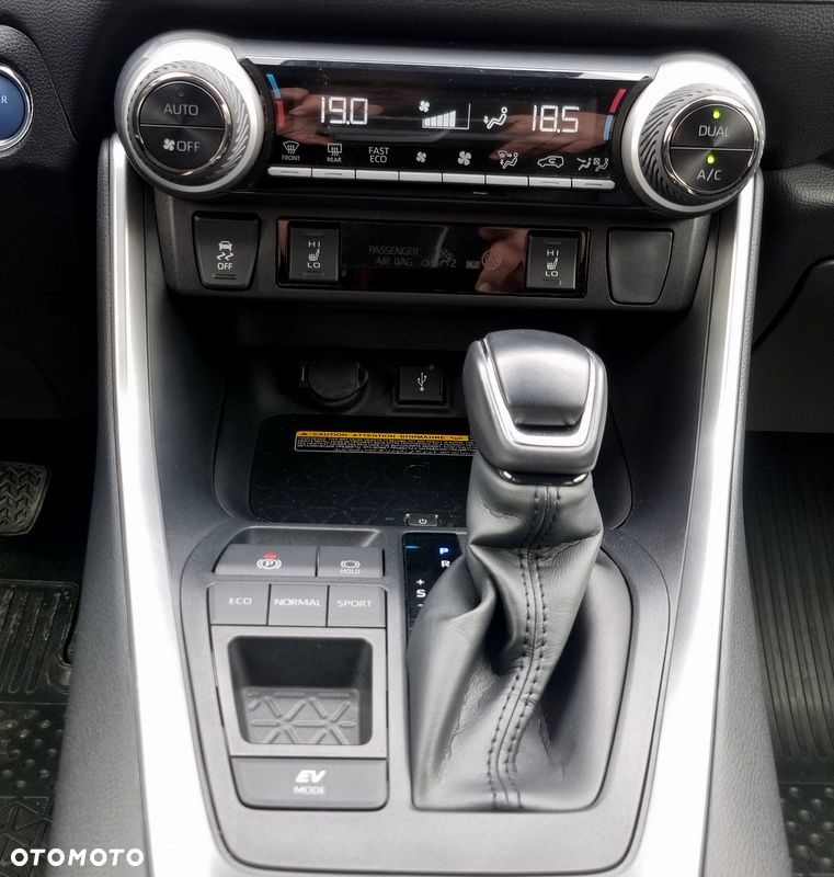 Toyota RAV4 2.5 Hybrid Selection 4x2 - 31