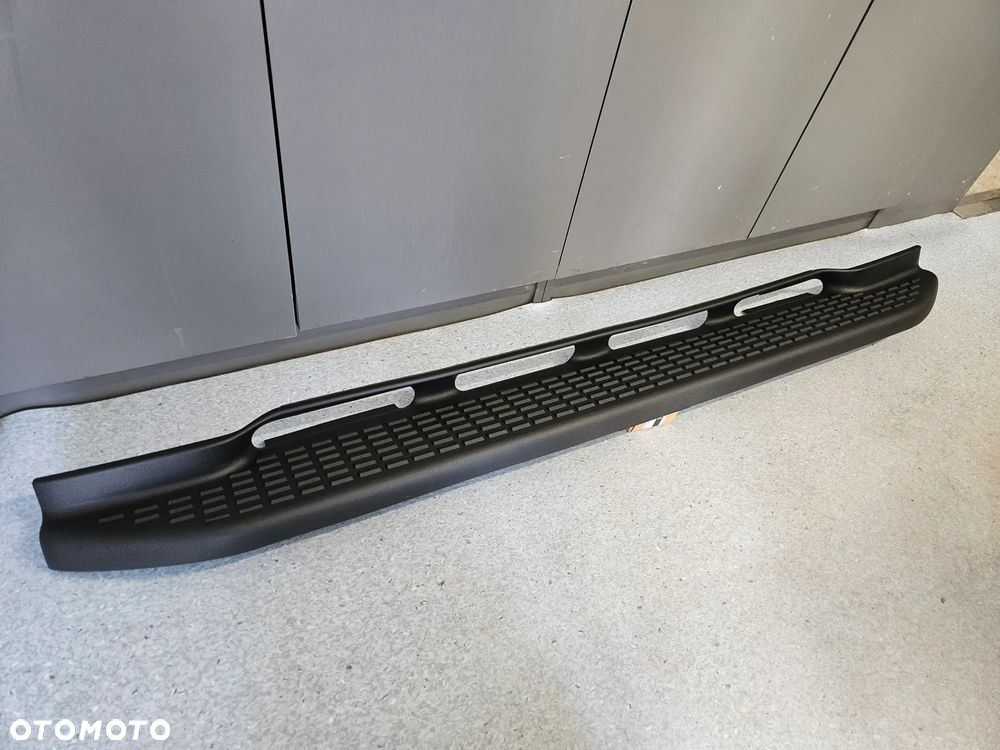 Iveco Daily 2006-2014r Zderzak Stopień Tylny Nowy - 2