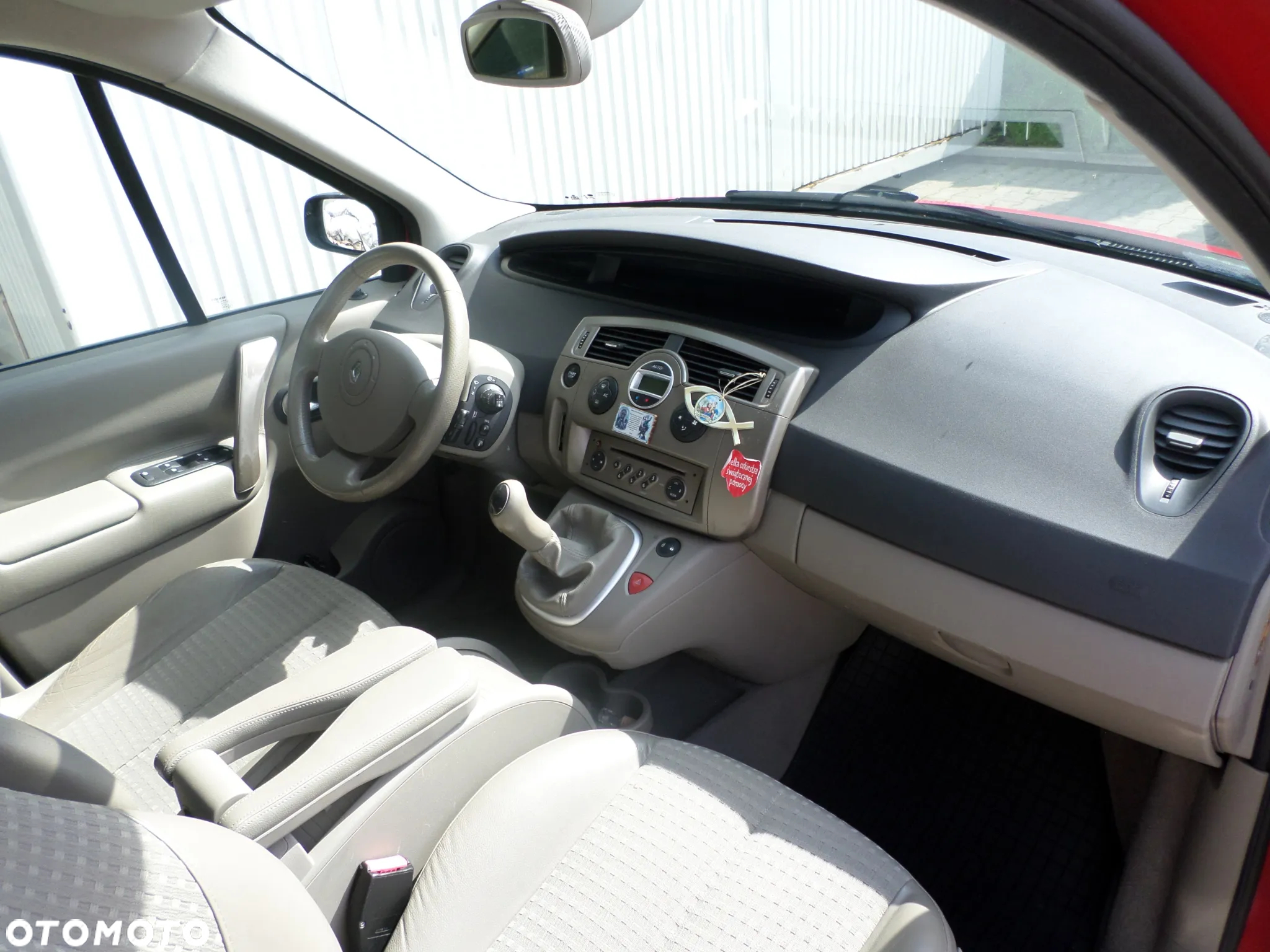 Renault Scenic 1.6 Confort Privilege - 11