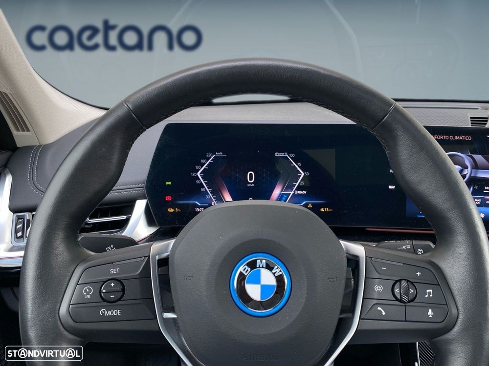 BMW iX1 eDrive20 xLine - 6