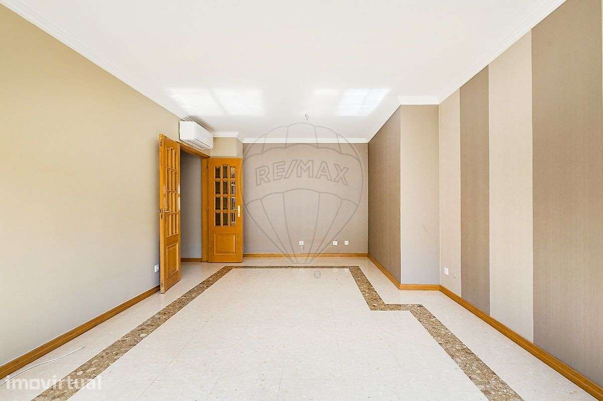 Apartamento T2 para arrendamento - Grande imagem: 5/15