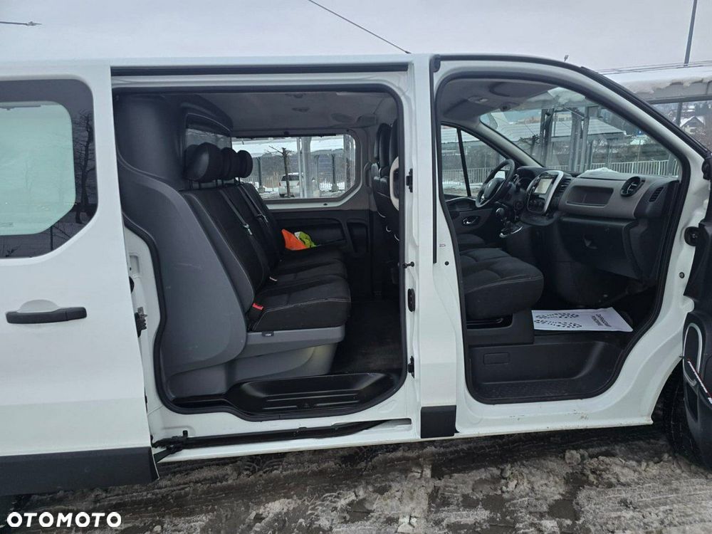Renault Trafic - 16