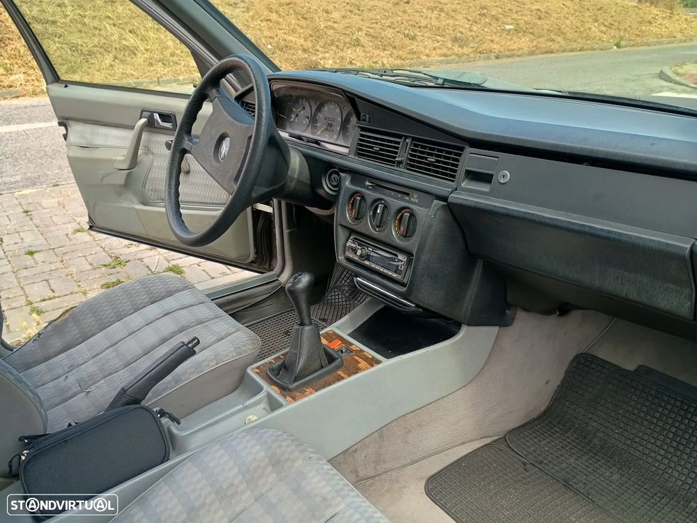 Mercedes-Benz A 190 - 16