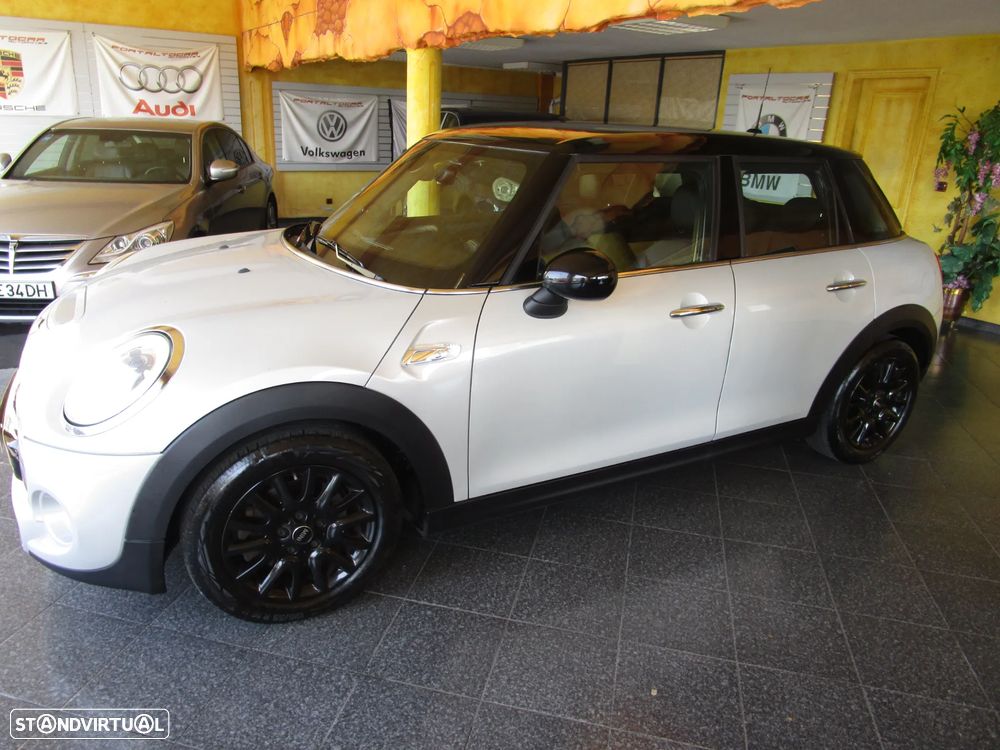 MINI 5 Portas Cooper SD Sport Aut. Seven - 48