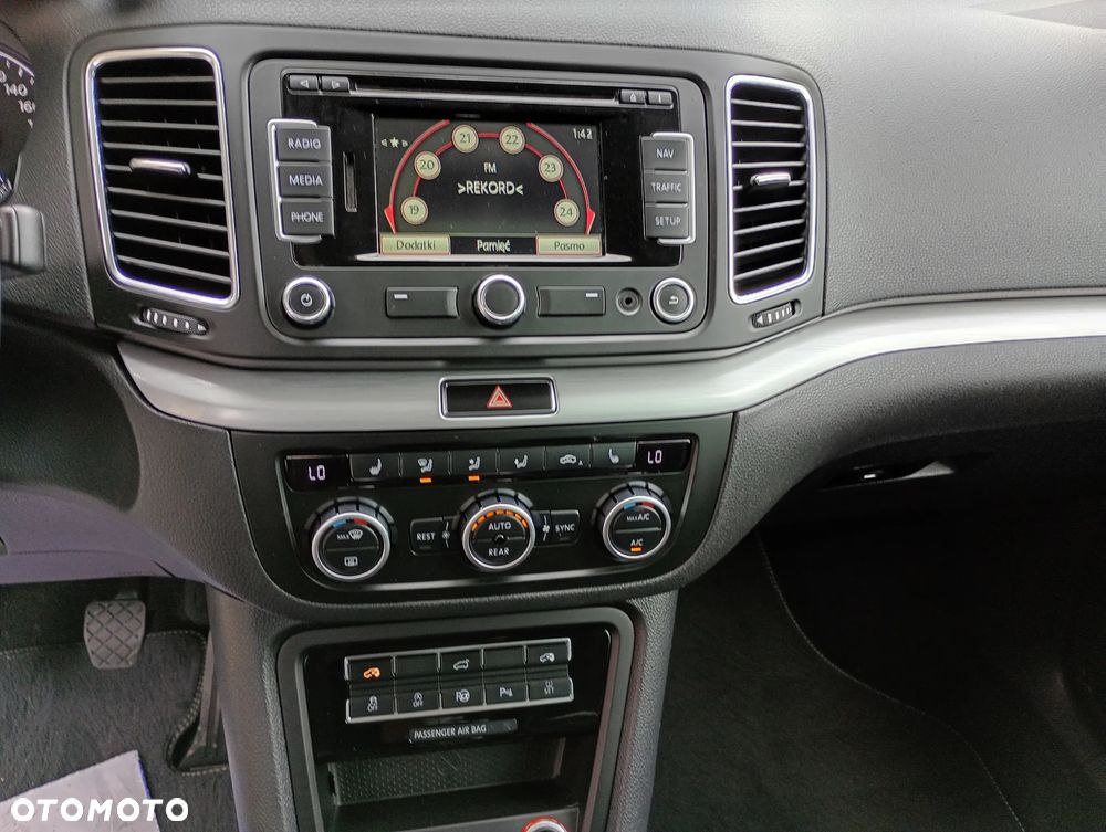 Volkswagen Sharan 1.4 TSI Comfortline - 36