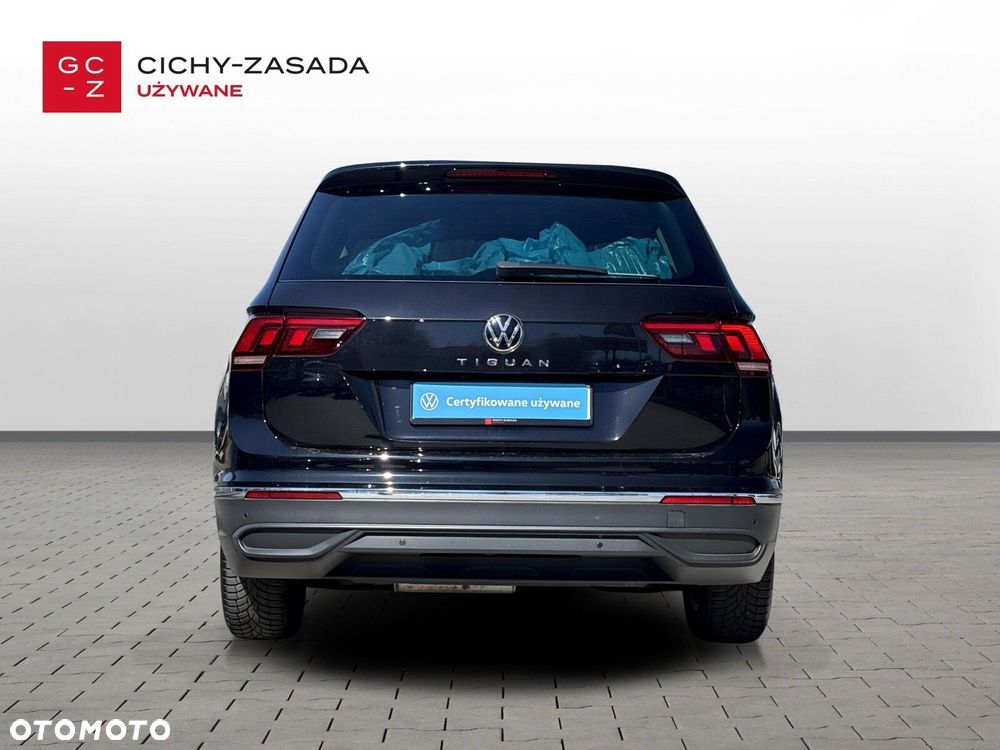 Volkswagen Tiguan 2.0 TDI DSG - 4