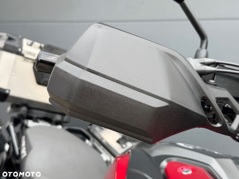 Suzuki V-STROM - 18