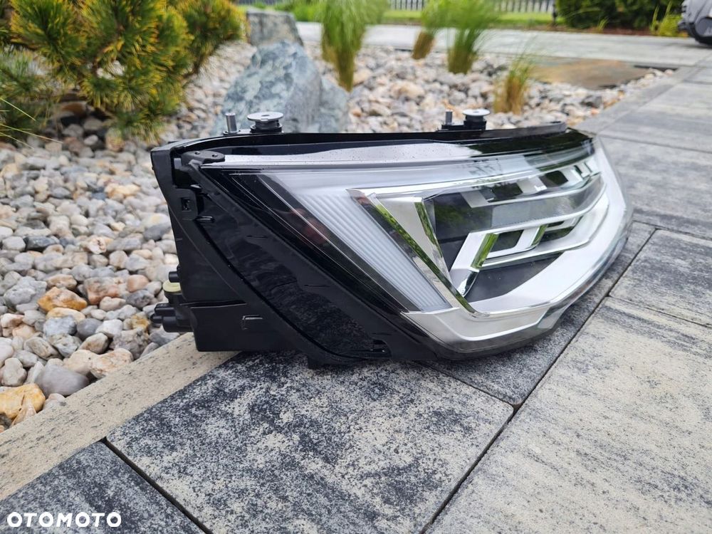AUDI A1 8X0 LIFT Lampa prawa przód Bi Xenon Led 8XA941006 - 4