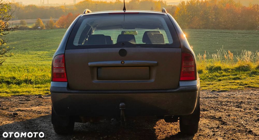 Skoda Octavia 1.9 TDI Tour - 7
