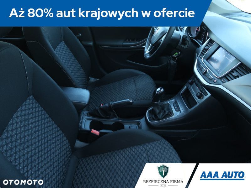Opel Astra - 10