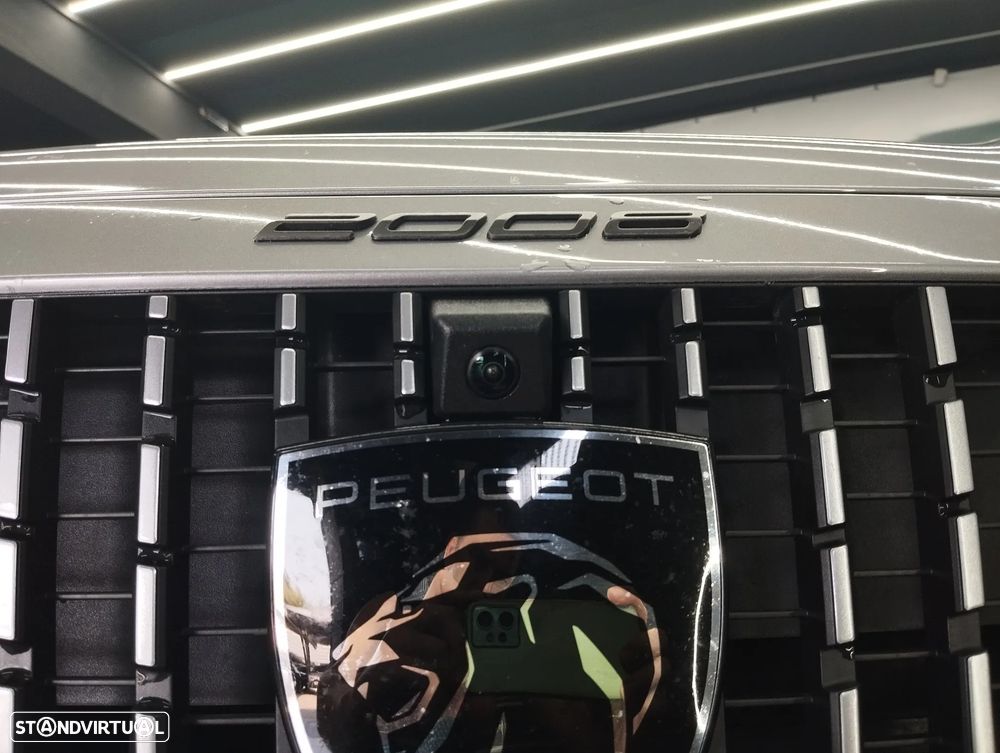 Peugeot 2008 1.2 PureTech Allure — fotografia 8