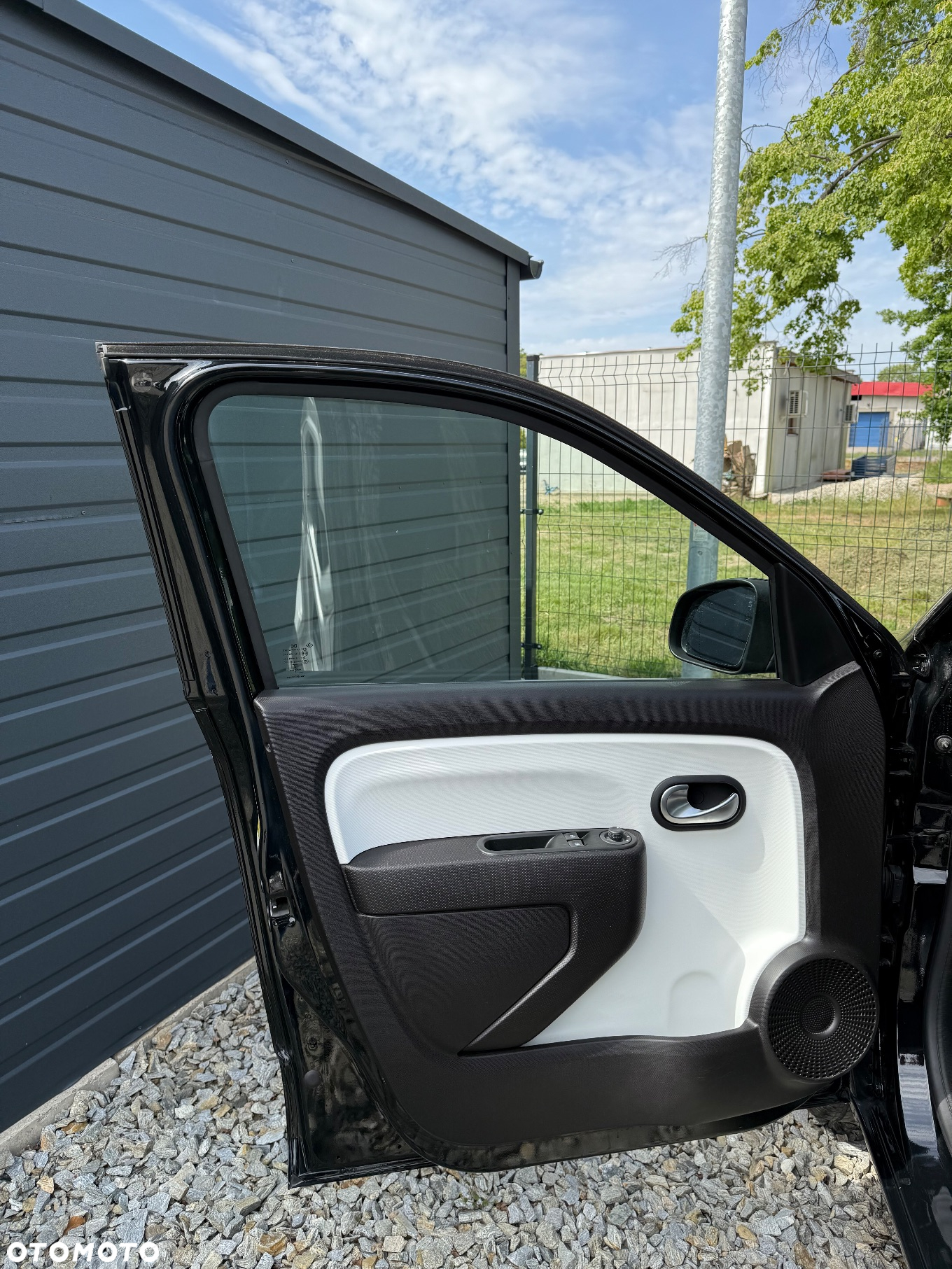 Renault Twingo SCe 65 LIMITED - 12