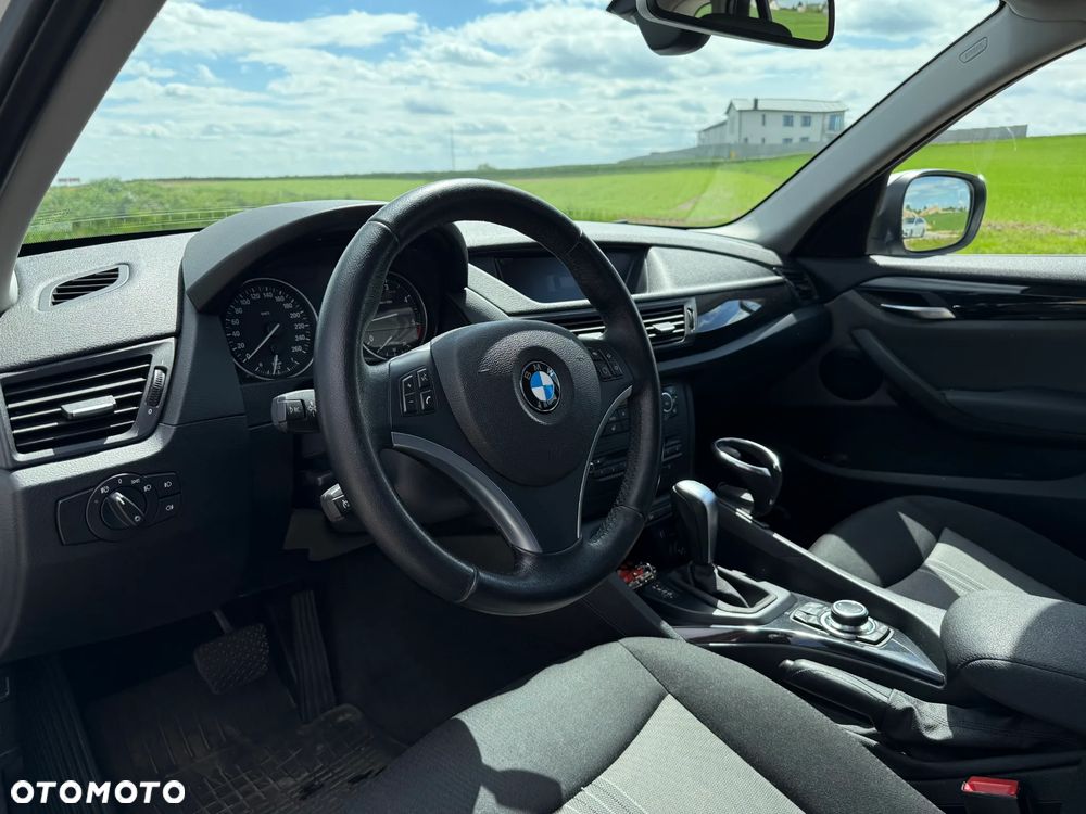 BMW X1 xDrive18d xLine - 16