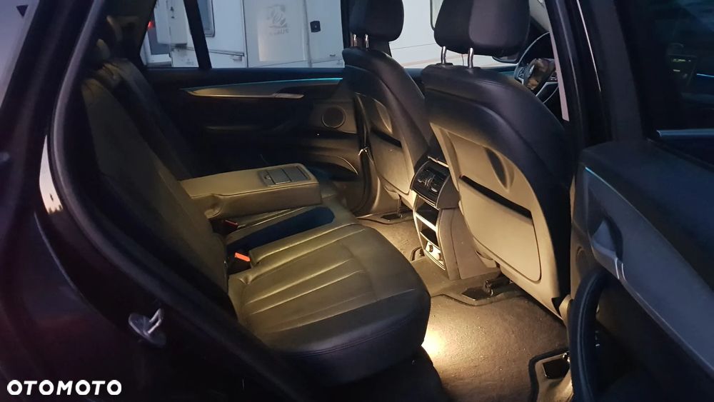 BMW X5 xDrive25d - 29